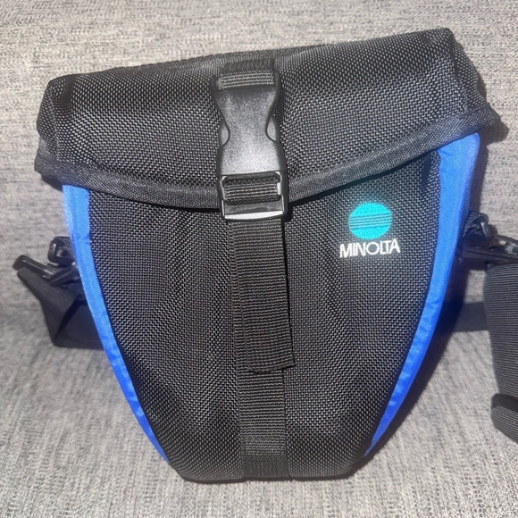 Camera Bag - Picture 2 of 8